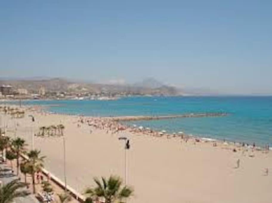 Apartament A 1 Minuto De La Playa Del Campello Zewnętrze zdjęcie